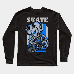 Devil on Skate / Skater / Skateboarding Fan / Streetwear Long Sleeve T-Shirt